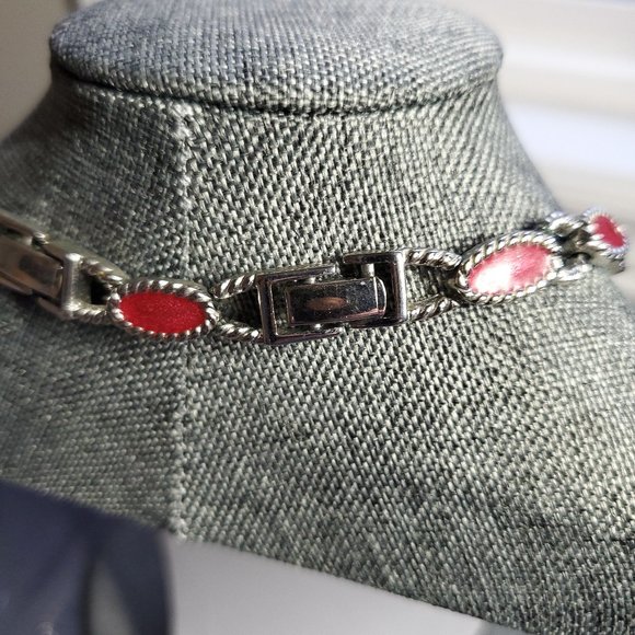 Vintage Nina Ricci Necklace - Picture 7 of 7